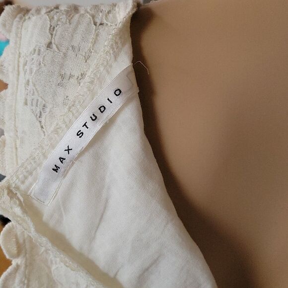 Max Studio ivory lace fabric dress 2. Worn once for photoshoot NEW - Picture 11 of 15